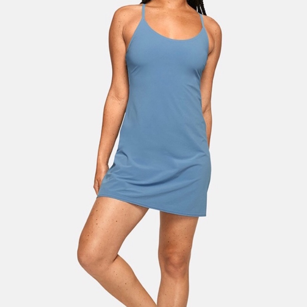 LOOKING FOR THIS OUTDOOR VOICES DRESS